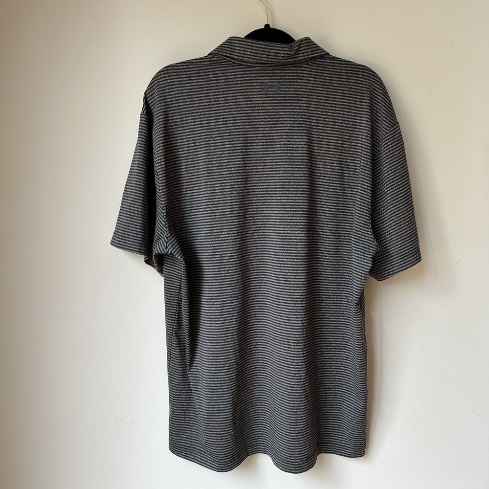 Under Armour Heat Gear Loose Fit Mens XL Dk GrayLt Gray Stripe Polo Golf Shirt‎ - Picture 2 of 5